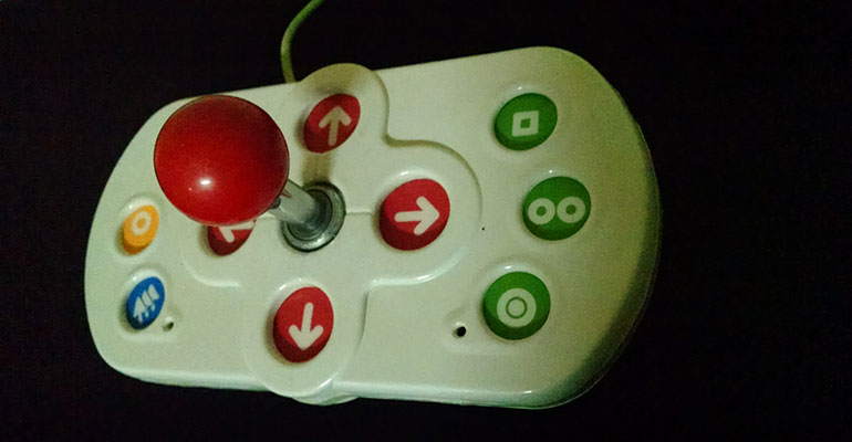 El nuevo ratón con joystick de Admouse