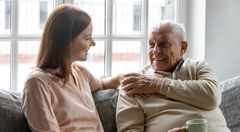 Los cuidadores reclaman más recursos para afrontar el estrés y organizar su día a día