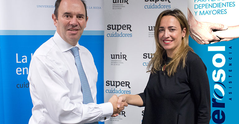 Aurelio López-Barajas, CEO de SUPER Cuidadores y  Begoña López Viagel, directora general de Gerosol, durante la firma de este acuerdo.