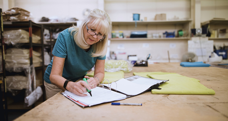 España impulsa el talento sénior: crecimiento del empleo y nuevas políticas para mayores de 55 años