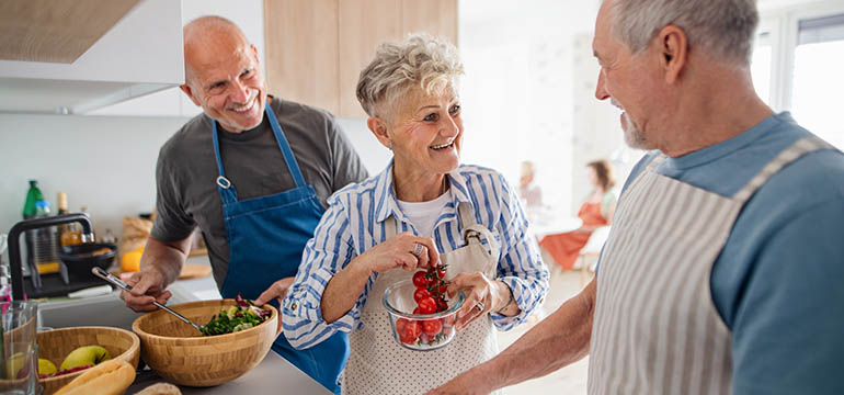 Un taller gastronómico une a Residencial Palau y Residencia Carpe Diem en una experiencia intercontinental