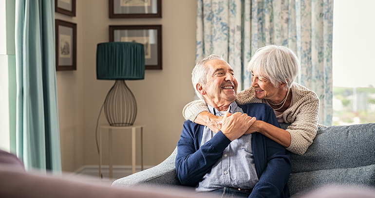 Mantener la autonomía en la tercera edad depende más del movimiento diario y la hidratación que de tratamientos complejos