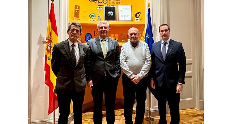 PMP y AEPD refuerzan su cooperación para proteger a las personas mayores en el entorno digital