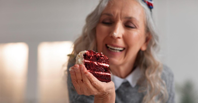 Por qué los mayores sufren más problemas dentales en invierno y cómo prevenirlos