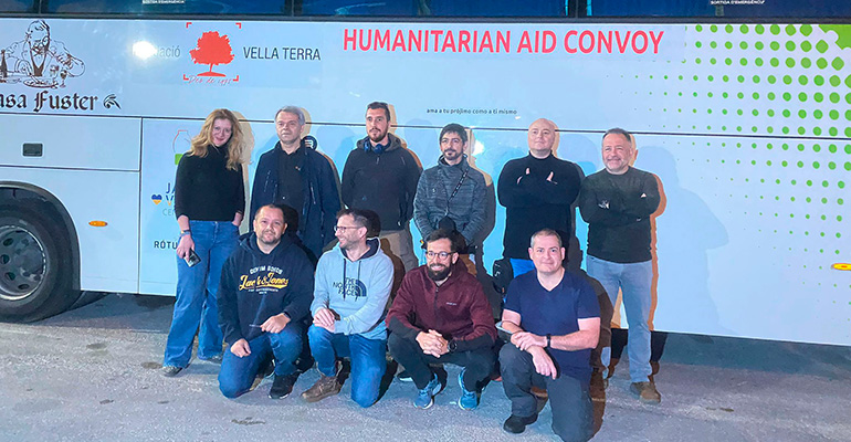 Fundació Vella Terra colabora con el envío de un convoy a Ucrania que incluye material ortopédico y de primeros auxilios