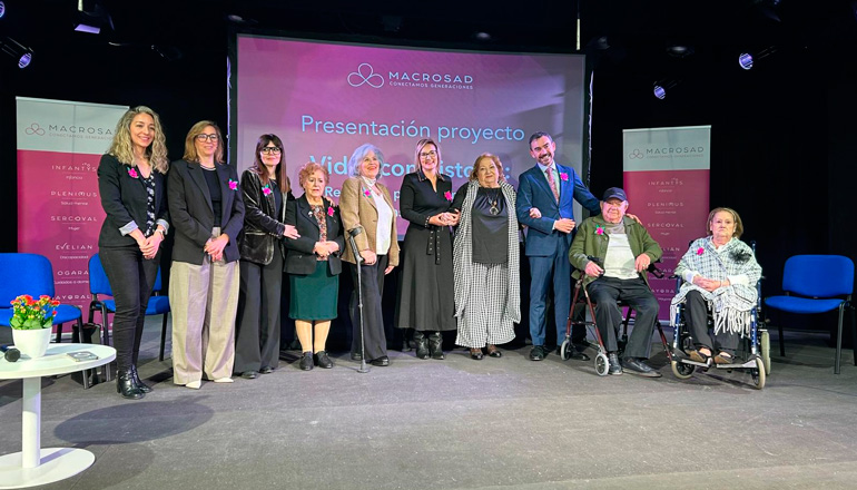 Macrosad celebra un evento intergeneracional que pone en valor las historias de vida de las personas mayores