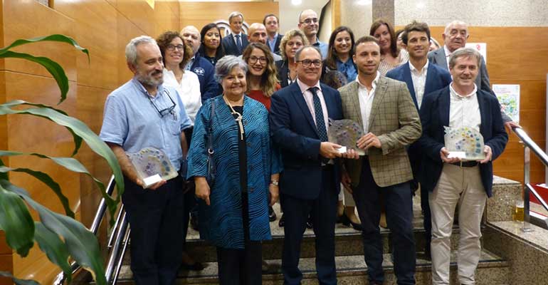 Foto de grupo de los ganadores de los III Premios Fundación Pilares